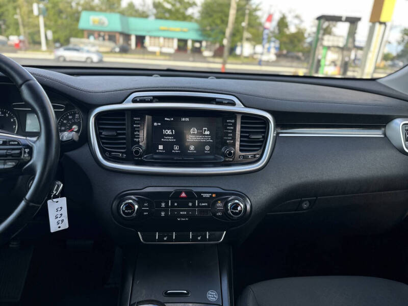 2018 Kia Sorento LX