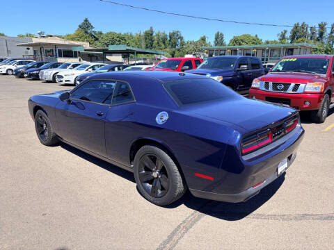 2015 Dodge Challenger SXT