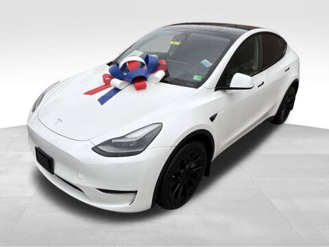 2023 Tesla Model Y Long Range