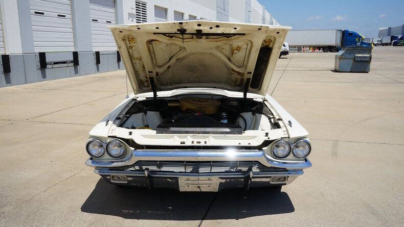 1965 Ford Thunderbird