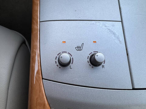 2005 Toyota Avalon XLS