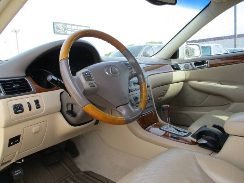 2005 Lexus ES 330