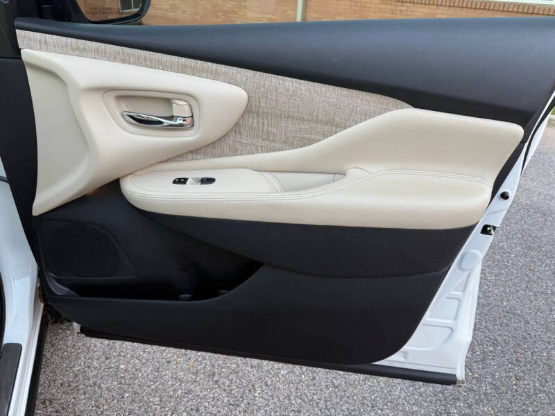 2022 Nissan Murano SL