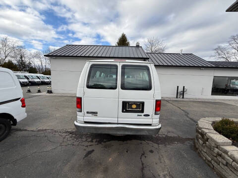 2014 Ford E-Series E-350 SD XLT