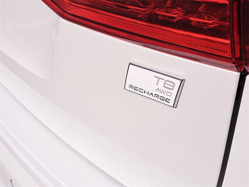 2022 Volvo XC60 Recharge T8 Inscription Expression