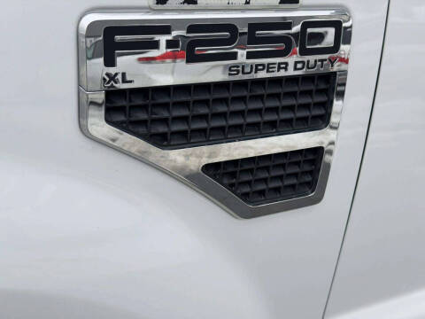 2009 Ford F-250 Super Duty XL