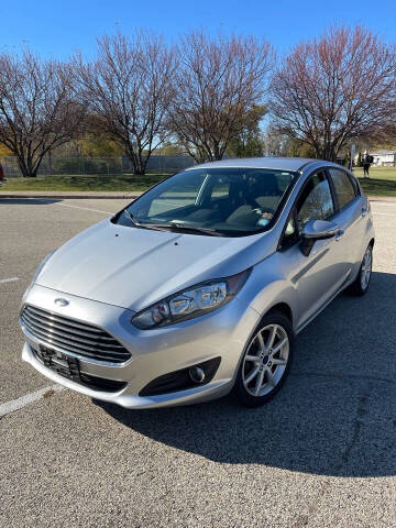 2016 Ford Fiesta for sale at Revolution Auto Inc in McHenry IL