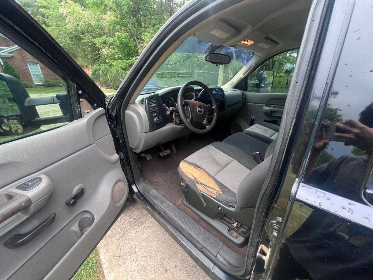 2008 GMC Sierra 3500HD for sale at Guadalupe Auto Sales, LLC. in Jemison, AL