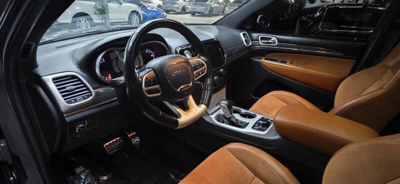 2020 Jeep Grand Cherokee SRT