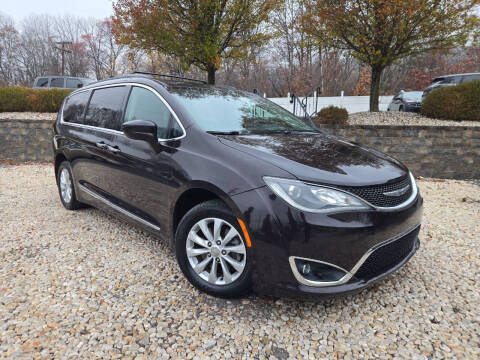 2017 Chrysler Pacifica Touring Plus