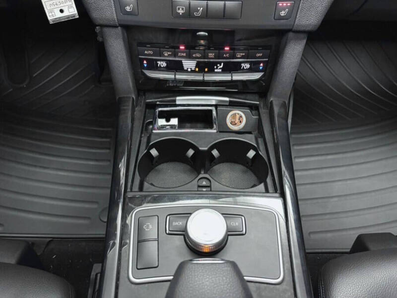 2010 Mercedes-Benz E-Class