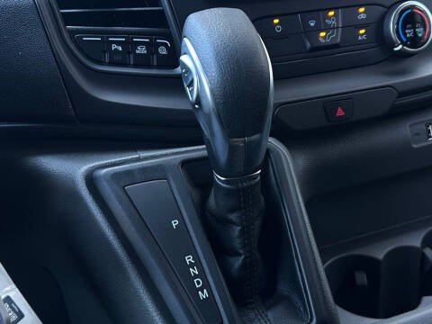 2025 Ford Transit 250