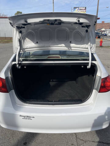 2010 Hyundai Elantra Blue