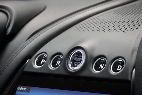 2021 Aston Martin DBX