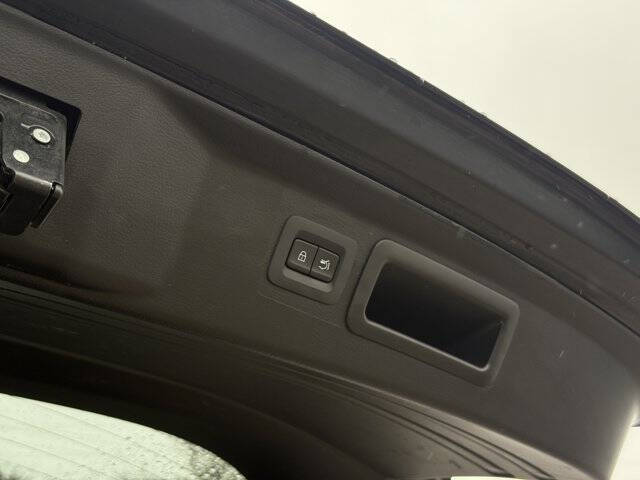 2024 Mazda CX-50 2.5 S Preferred