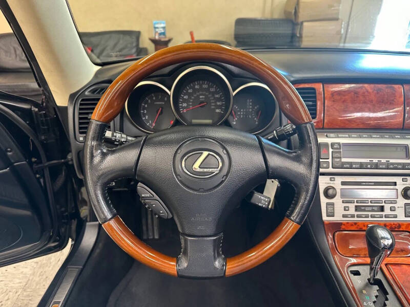 2005 Lexus SC 430