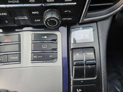 2011 Porsche Panamera