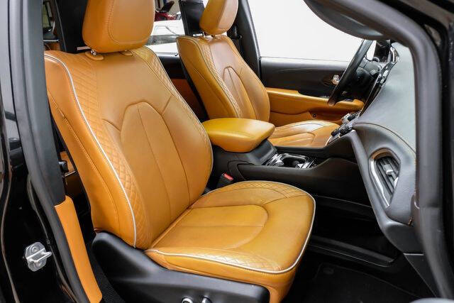 2022 Chrysler Pacifica Hybrid Pinnacle