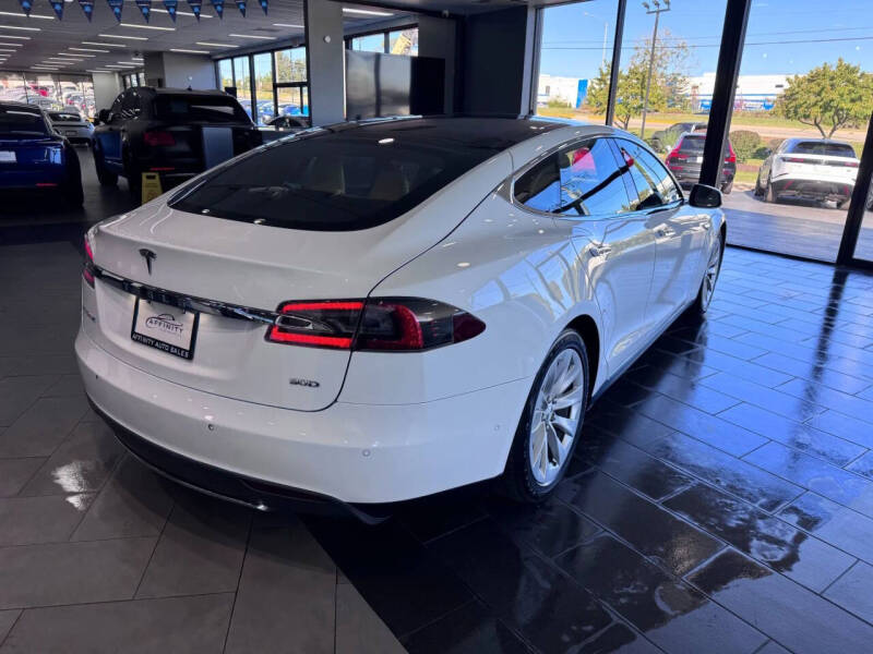 2016 Tesla Model S
