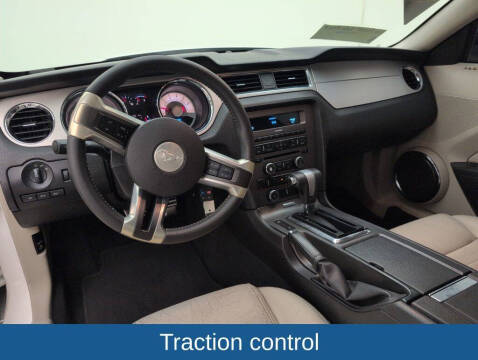 2010 Ford Mustang V6 Premium