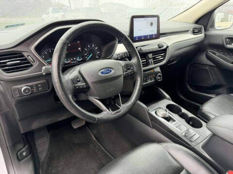 2020 Ford Escape SEL