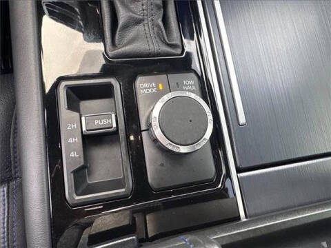 2023 Toyota Sequoia SR5