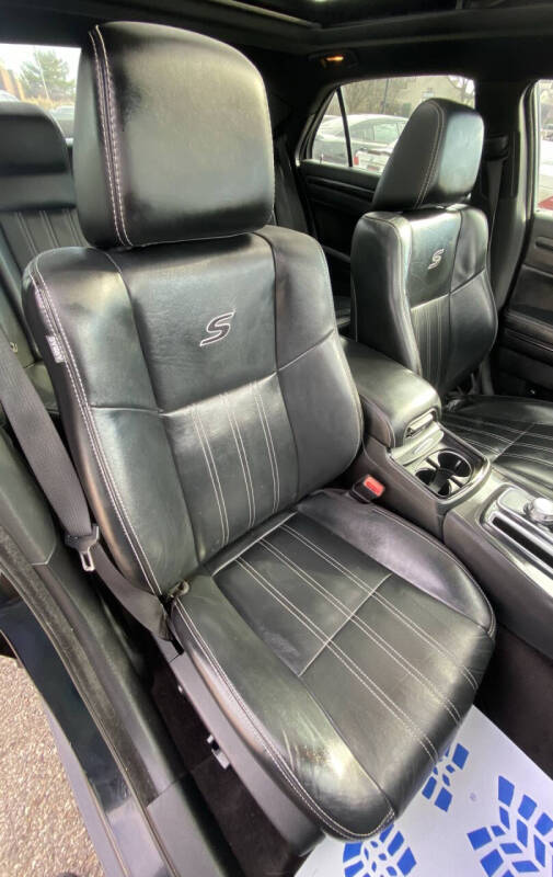 2016 Chrysler 300 S Alloy Edition