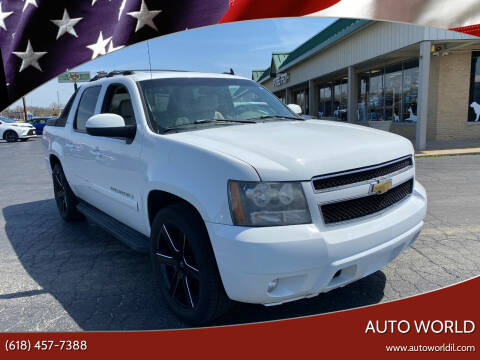 2007 Chevrolet Avalanche for sale at Auto World in Carbondale IL