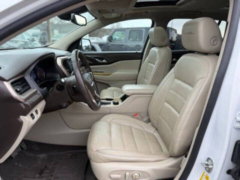 2017 GMC Acadia Denali