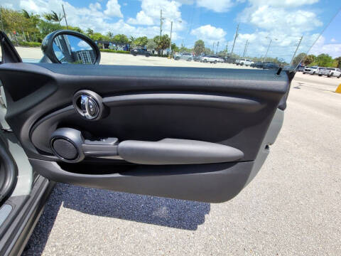 2015 MINI Hardtop 2 Door Cooper