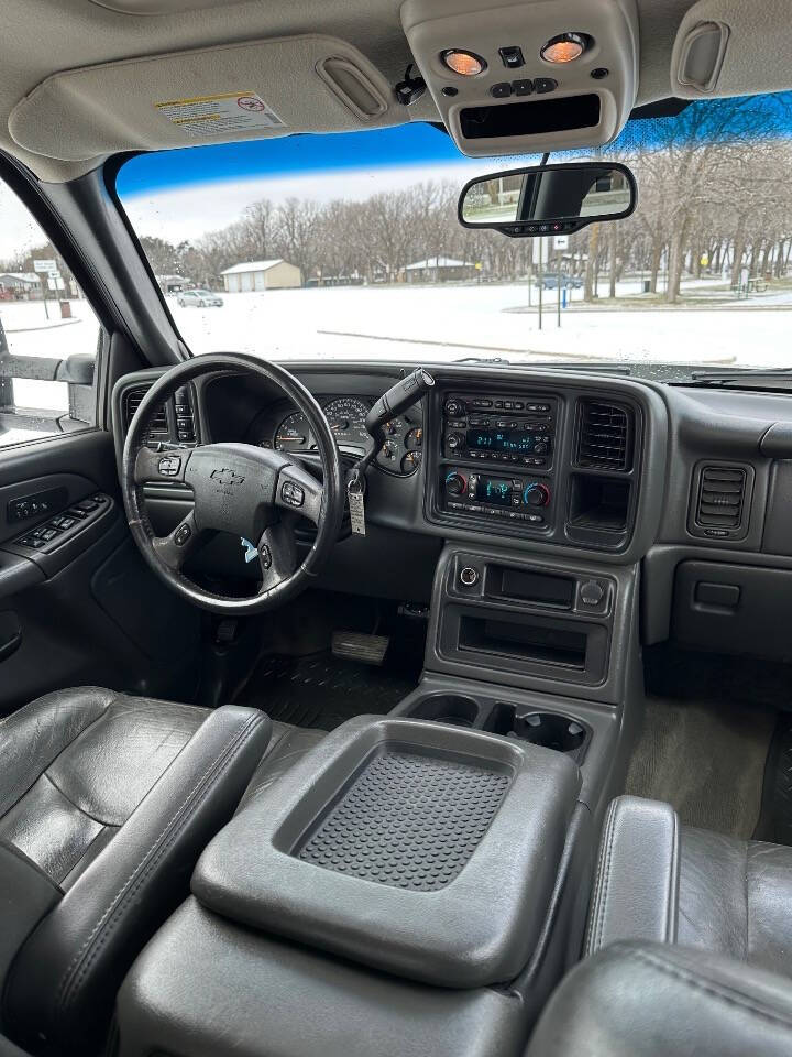 2006 Chevrolet Silverado 2500HD for sale at Maahs Motors in Becker, MN