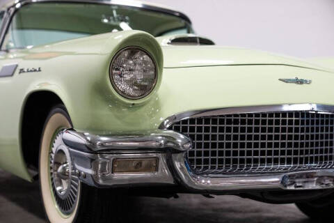 1957 Ford Thunderbird
