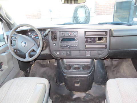 2017 GMC Savana 2500