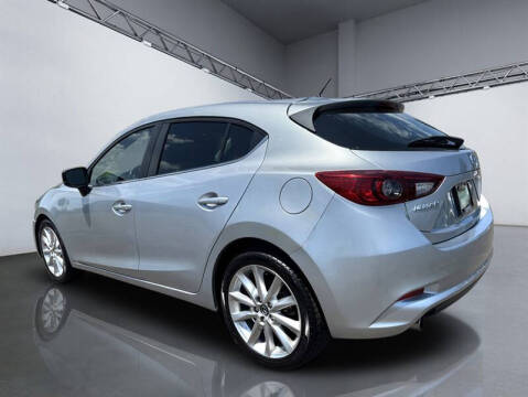 2017 Mazda MAZDA3 Touring 2.5