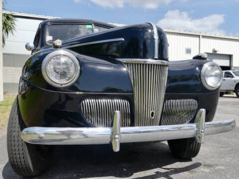 1941 Ford Deluxe