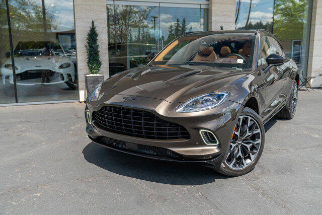 2021 Aston Martin DBX