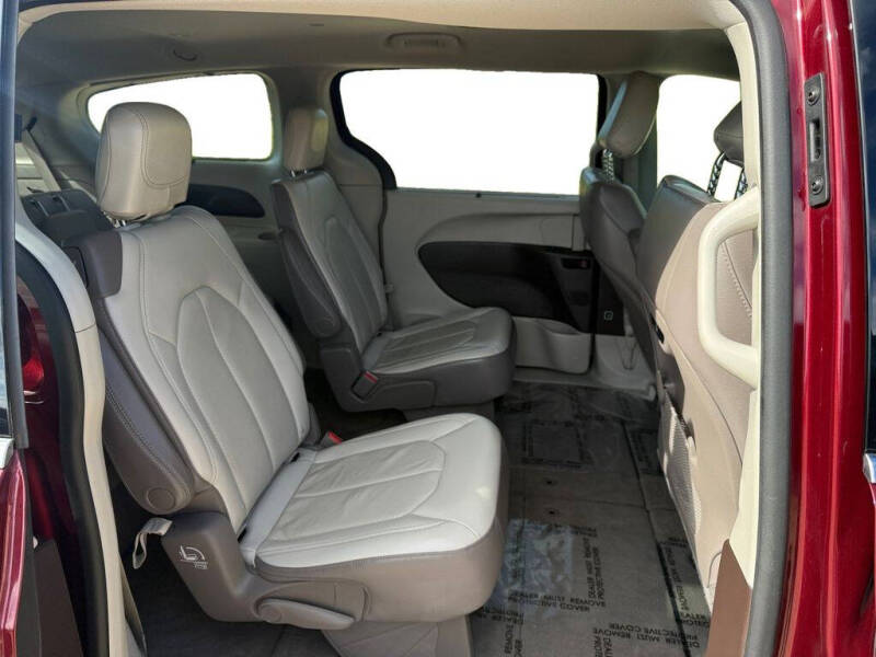 2019 Chrysler Pacifica Touring L