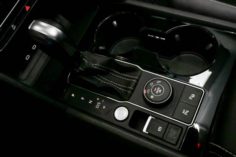 2022 Volkswagen Atlas Cross Sport V6 SEL Premium R-Line 4Motion