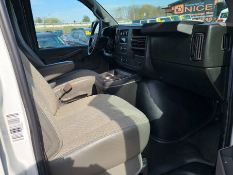2021 Chevrolet Express 2500
