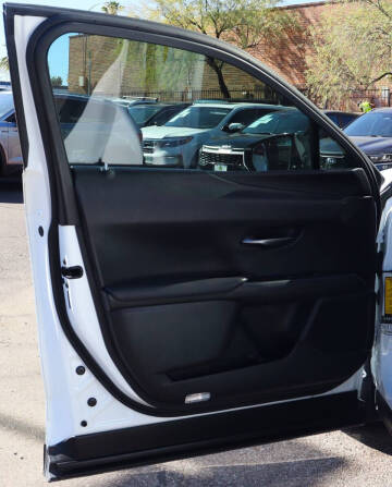 2019 Lexus UX 200 F SPORT