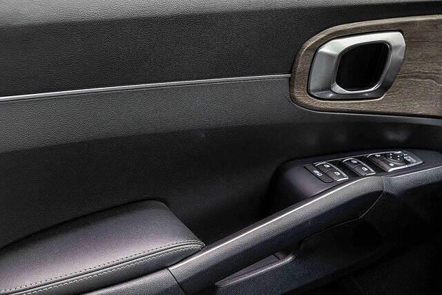 2022 Kia Sorento X-Line EX