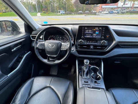 2020 Toyota Highlander XLE