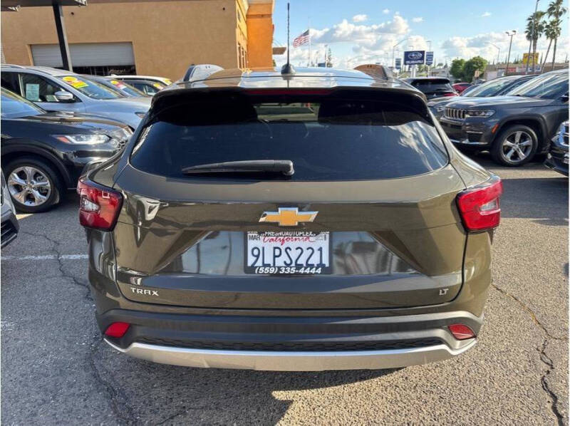2024 Chevrolet Trax LT
