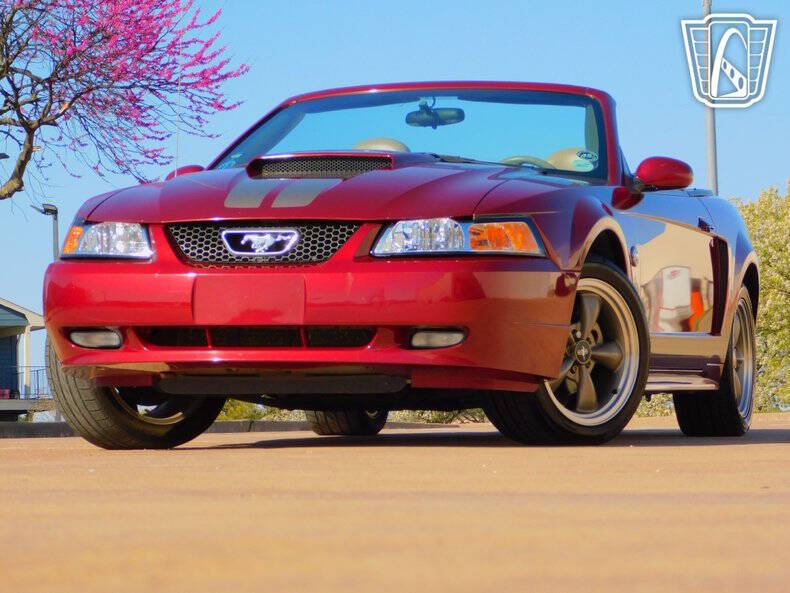 2004 Ford Mustang GT Deluxe
