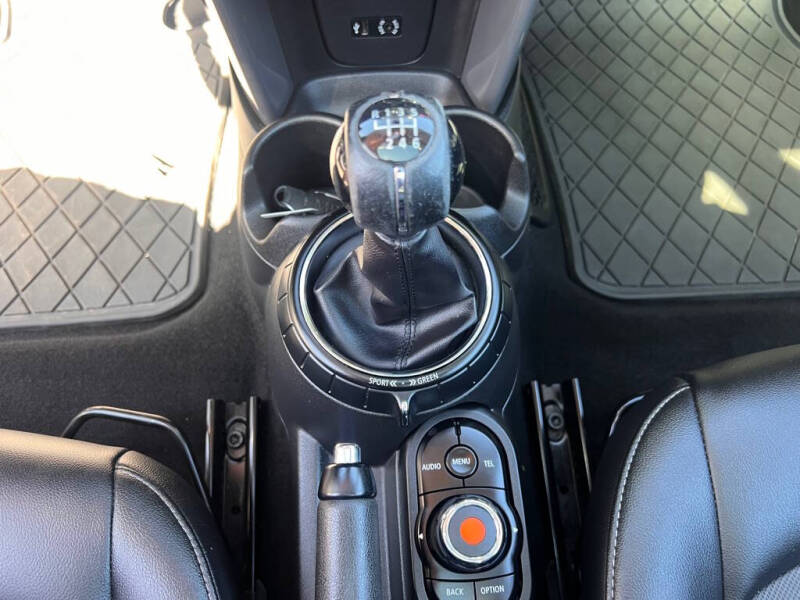2016 MINI Hardtop 2 Door Cooper