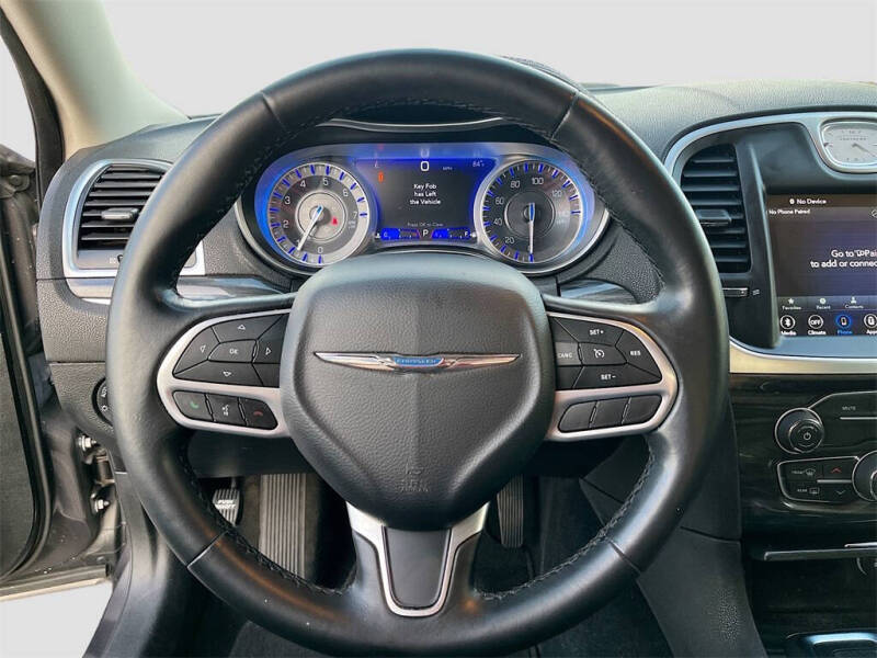 2022 Chrysler 300 Touring