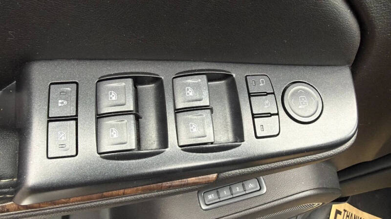 2017 Chevrolet Suburban LT