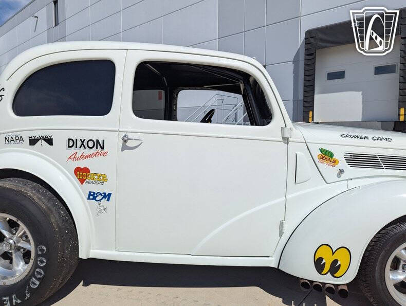 1948 Ford Anglia