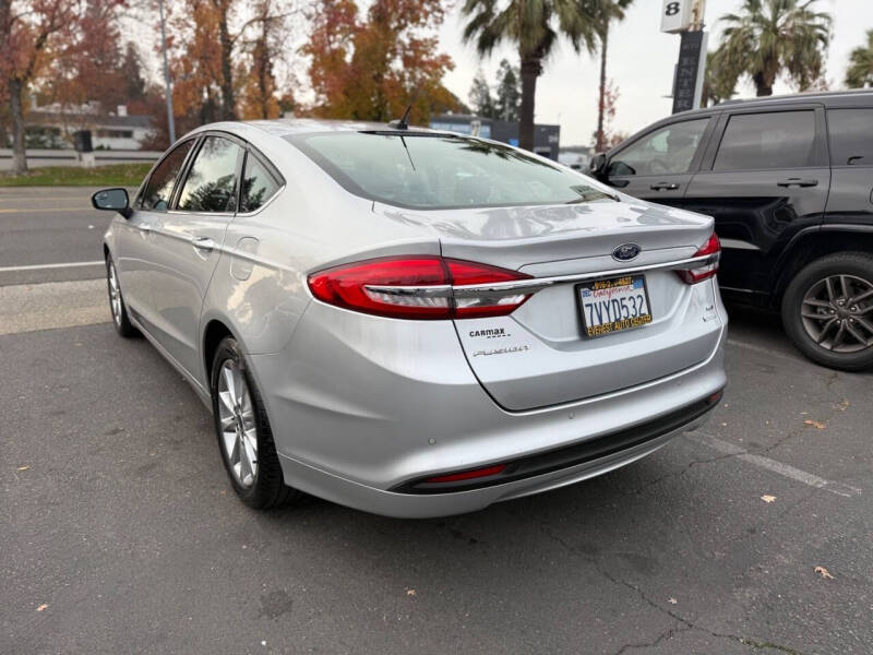 2017 Ford Fusion SE