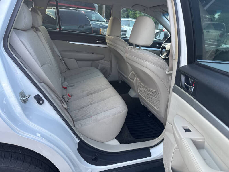 2012 Subaru Outback 2.5i Premium